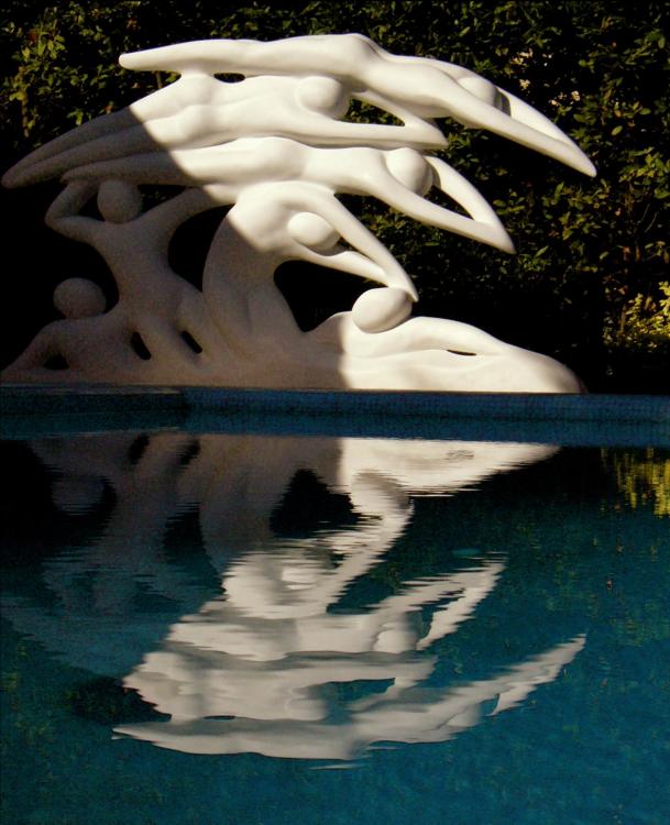 Les plongeurs, 2002 - marble, 320 cm x 220 cm x 55 cm